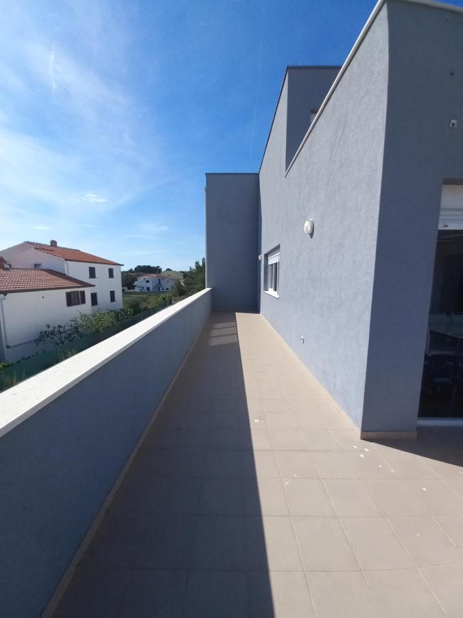 Apartman 1 Apartment Vir