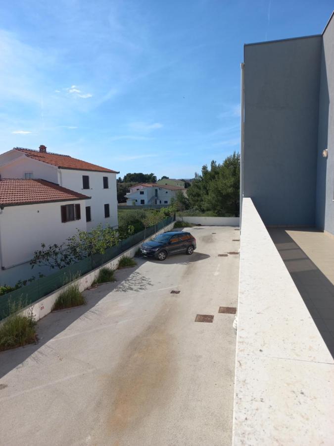 Apartman 1 Apartment Vir