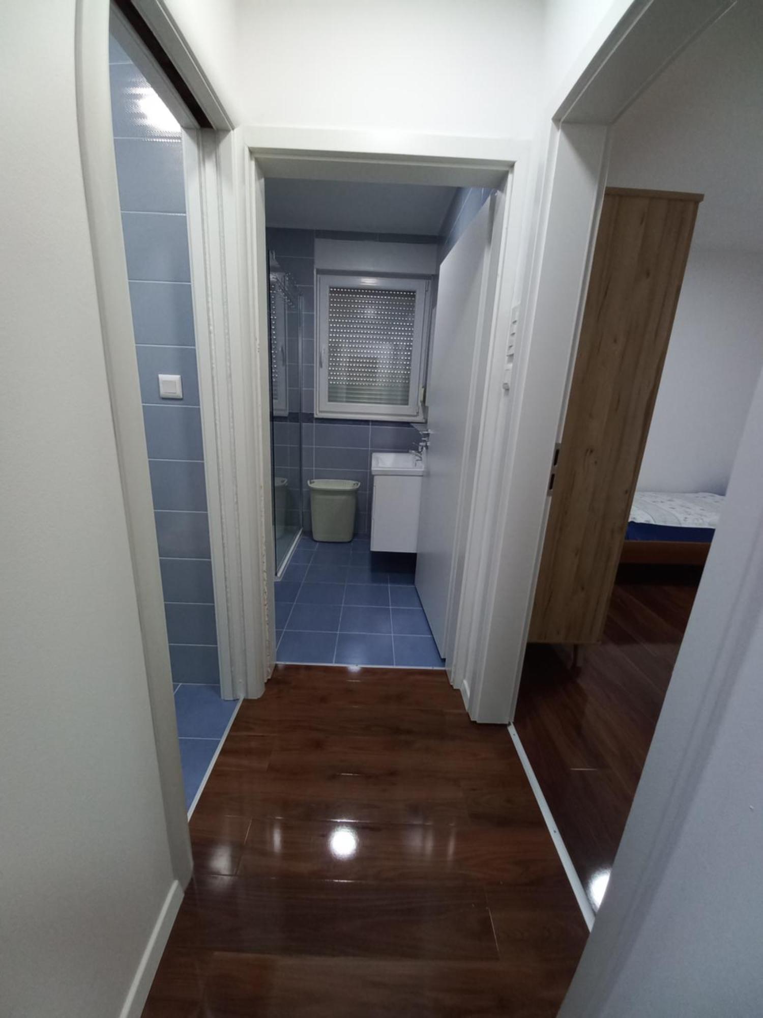 Apartman 1 * Vir