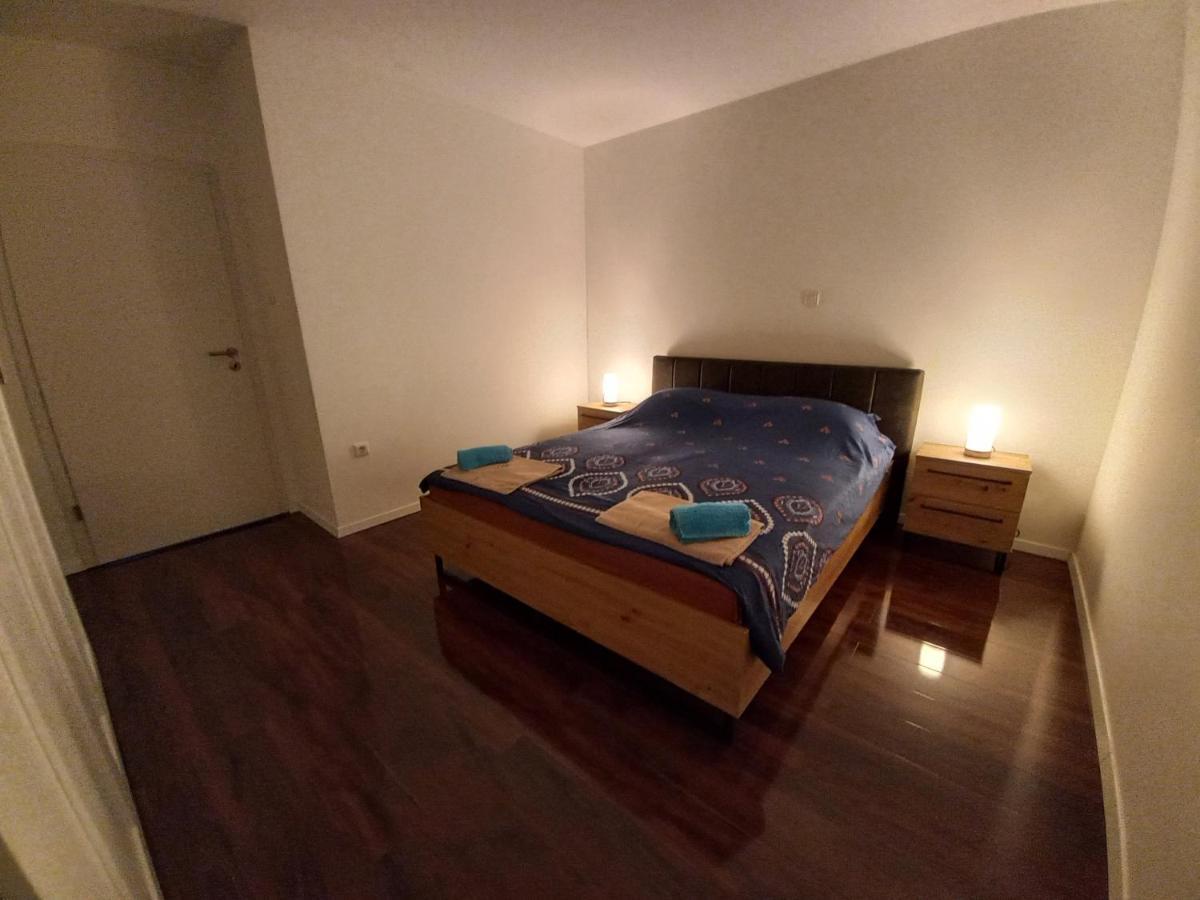 Apartment 1 Vir