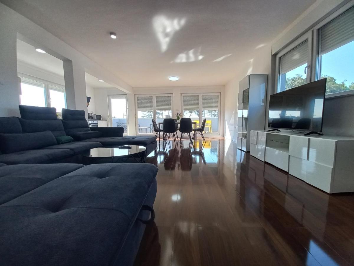 Apartment 1